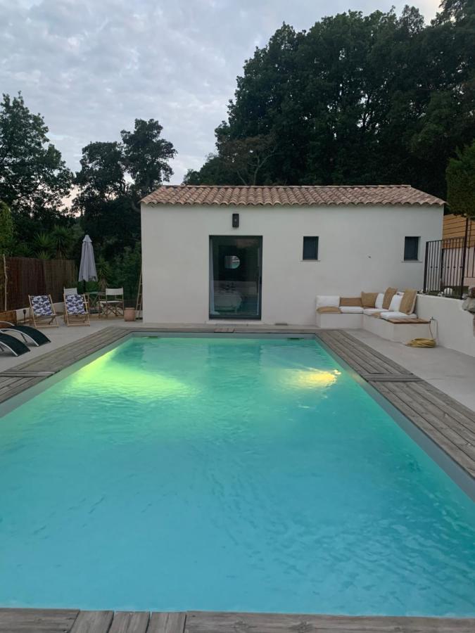 Bed and Breakfast Le Cabanon De Val Gassin Exterior foto